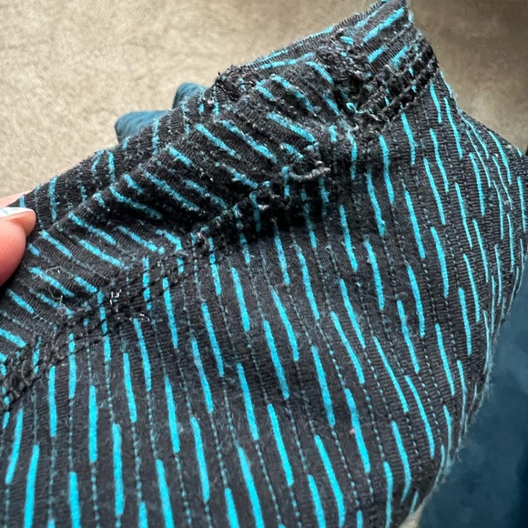 Lululemon Wunder Under High Rise Black and Teal Size 8 - Picture 6 of 8